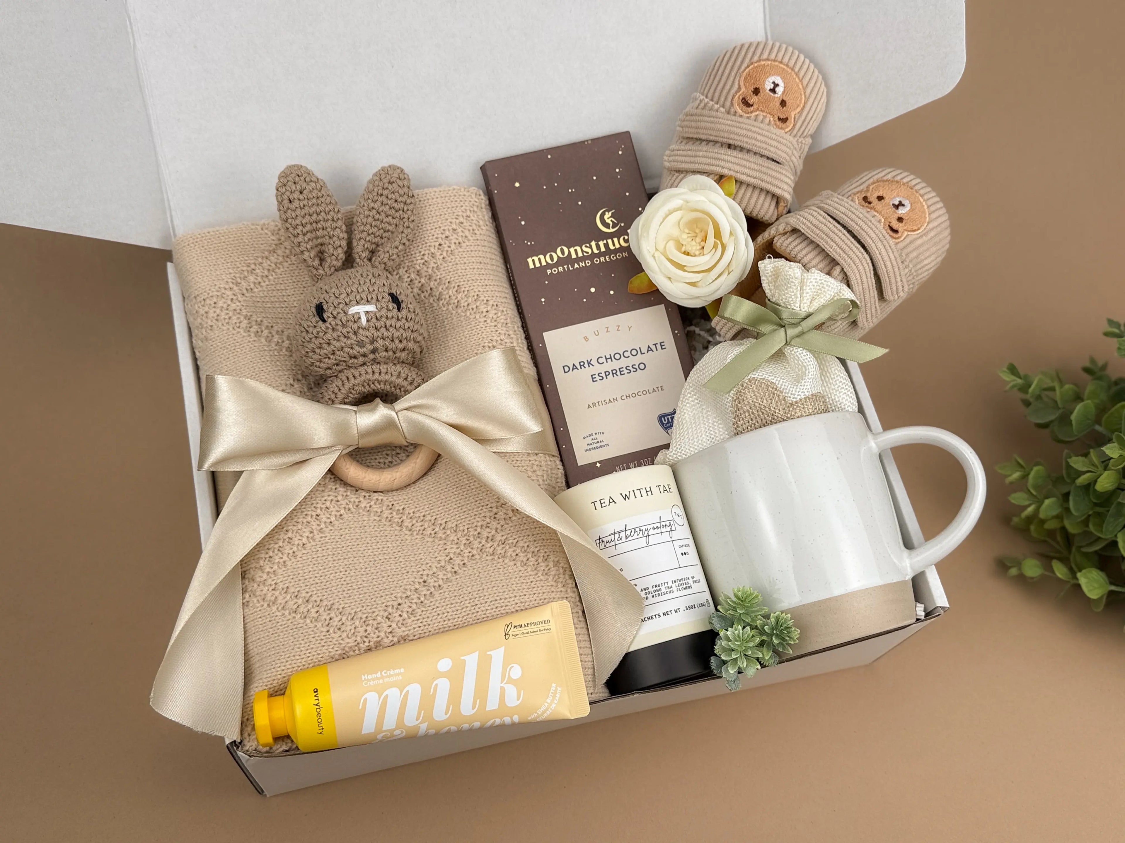 New Mom Gift Set — Knitted Baby Blanket, Bunny Rattle & Self-Care Treats